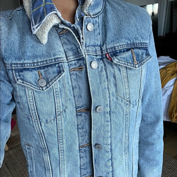 levis trucker sherpa denim jacket - Picture 3 of 11